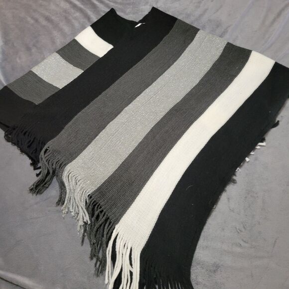 Janice Poncho Womens Medium Black White Striped One Size Shirt Square Fringe Top - Picture 1 of 11
